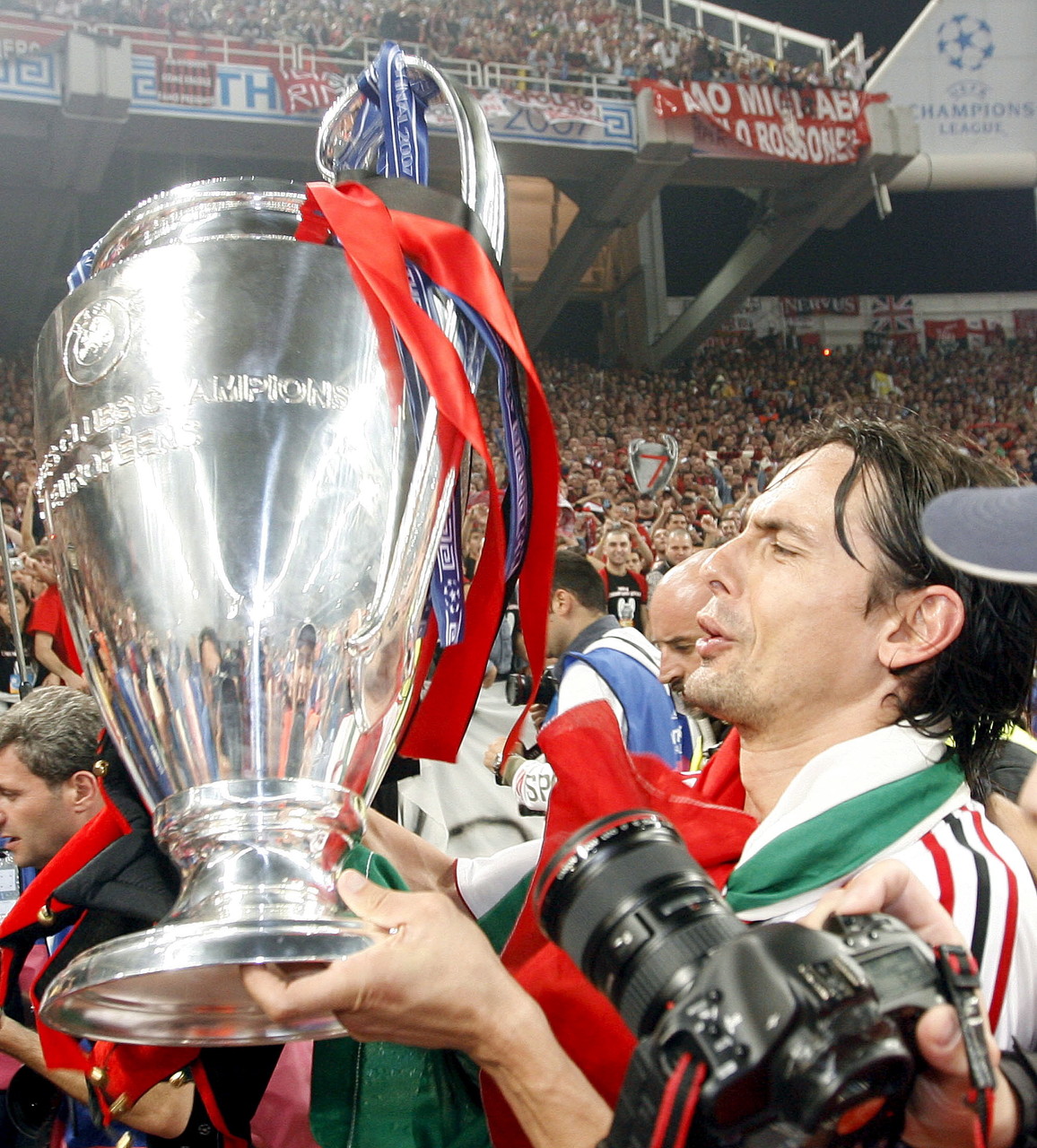 更展示了中 更展示了中