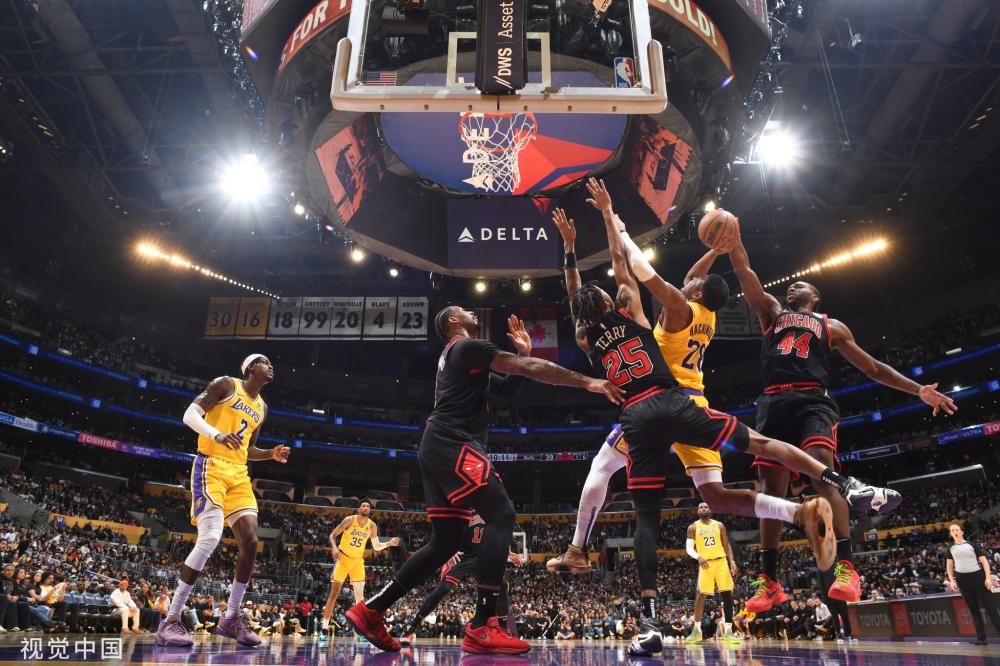 起伏不定 起伏不定